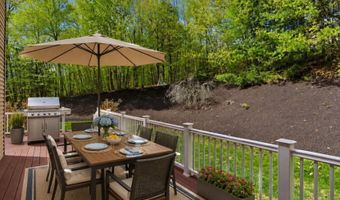 25 Ellison Dr, Bedford, NH 03110
