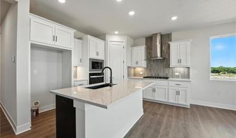 1415 N 163rd Cir, Basehor, KS 66007