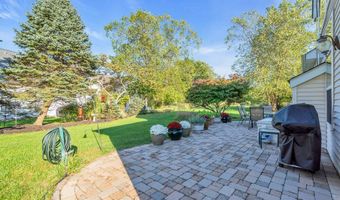 9 Hingham Ln, Barnegat, NJ 08005