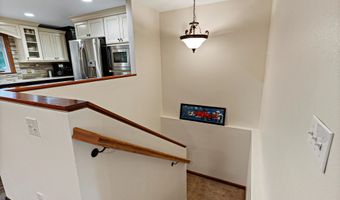 7243 Old Harbor Ave, Anchorage, AK 99504