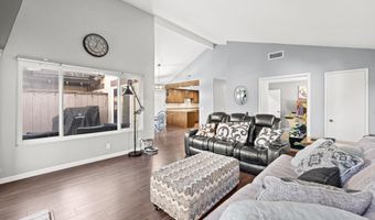 2365 Apricot Tree Ln, Spring Valley, CA 91977