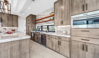 330 Arbolada Dr, Arcadia, CA 91006