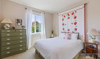 18597 N Goldenridge Pl, Boise, ID 83714