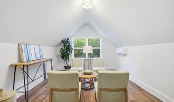 579 Sams Point Rd, Beaufort, SC 29907