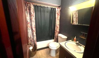 102 Logan Ave, Altoona, PA 16602