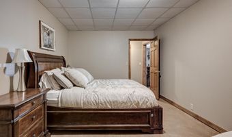 7766 State Hwy 39, Aurora, MO 65605