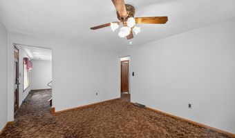 1 Ridgeway Ave, Billerica, MA 01821