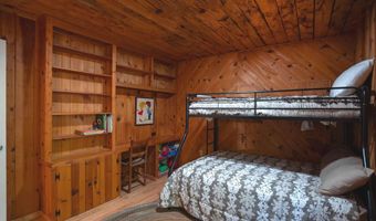 206 DALE, Basye, VA 22810