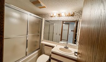 2200 Hamilton Dr 504, Ames, IA 50014