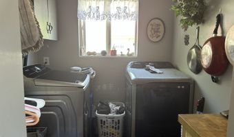 927 Main St, Carlin, NV 89822
