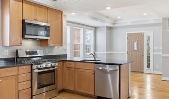 608 HARWOOD Ave, Baltimore, MD 21212