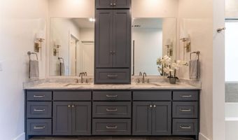1942 Noe Blvd, Heath, TX 75126