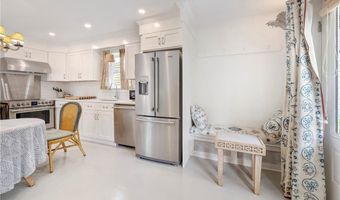 604 Thames & 4 Dixon St, Newport, RI 02840