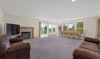 285 WALDORF Pl, Astoria, OR 97103