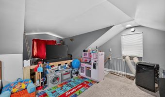 173 Market St, Aurora, IN 47001
