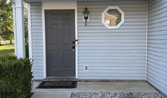 6826 Earlswood Dr, Indianapolis, IN 46217