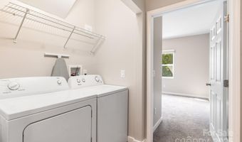 14 Annie St, Asheville, NC 28806