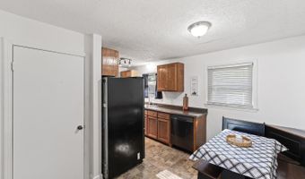 212 Ogden Rd, Altavista, VA 24517