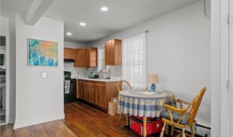 12 Callender Ave, Newport, RI 02840