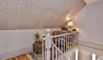 42 Main St, Brookline, NH 03033