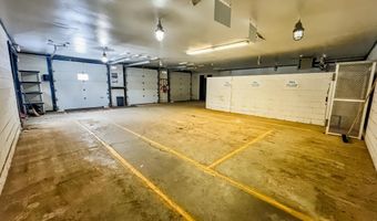 33 Transport Dr, Bennington, VT 05201