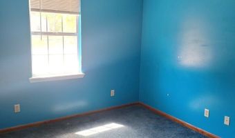 37 Faison St, Baxley, GA 31513