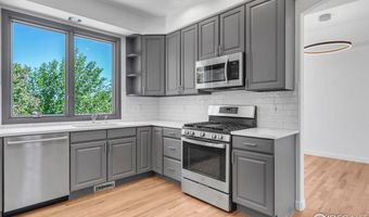 4624 S Hampton Cir, Boulder, CO 80301