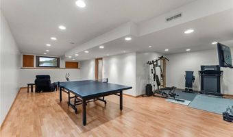 13947 Fleetwood Ave, Apple Valley, MN 55124