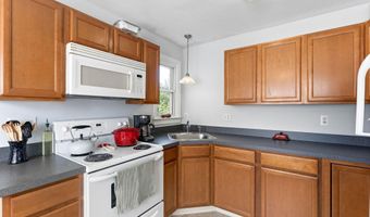 335 E BROWNING Rd, Bellmawr, NJ 08031