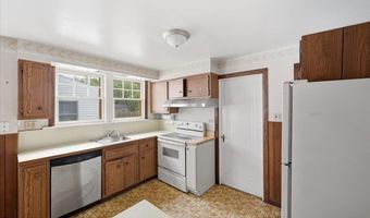 79 Edgecomb St, Albany, NY 12209