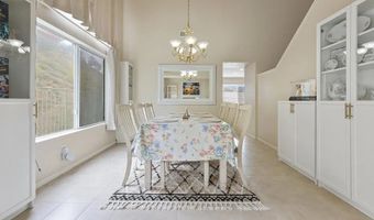 2176 Pointe Pkwy, Spring Valley, CA 91978