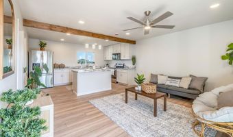 180 Hoomoku St, Kahului, HI 96732