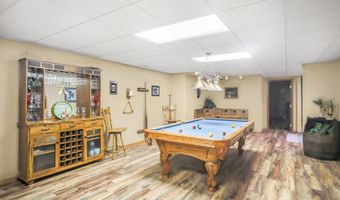 12977 Richmond Heights Dr, Aberdeen, SD 57401