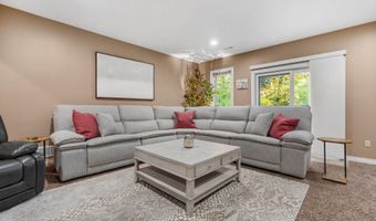 5959 Pheasant View Dr NE, Ada, MI 49301