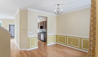 56 Tucker St 56, Danbury, CT 06810