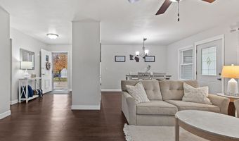 1719 S PERKINS St, Appleton, WI 54914