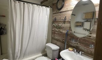 22 E Rich Ln, Blackfoot, ID 83221