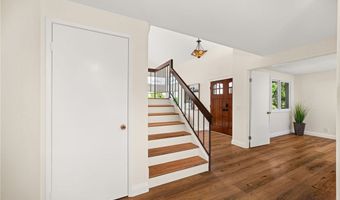 719 S Goldfinch Way, Anaheim, CA 92807