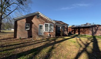 232 E Calhoun St, Bruce, MS 38915