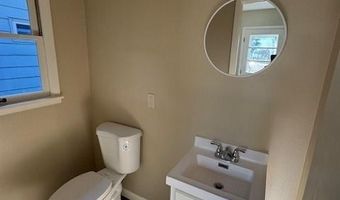 111 S High St, Arma, KS 66712