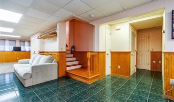 454 N Quidnessett Rd, North Kingstown, RI 02852