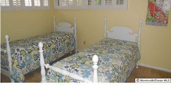 7 Lincoln Ave, Avon By The Sea, NJ 07717