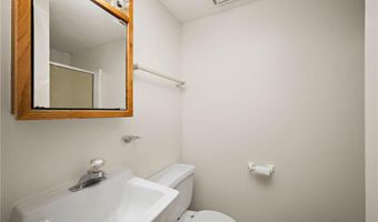 953 Redwood Dr, Apple Valley, MN 55124