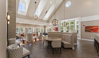 403 Copper Square Dr 403, Bethel, CT 06801