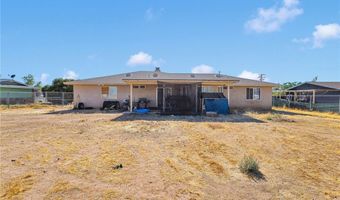 13475 Yakima, Apple Valley, CA 92308