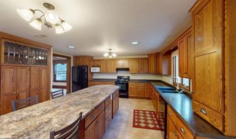 317 E 1st St, Arthur, IA 51431