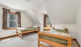 224 Rand Hill Rd, Alton, NH 03810