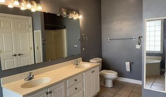 111 Michael Ln, Aberdeen, NC 28315