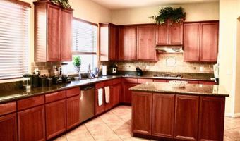962 W BLUEBIRD Dr, Chandler, AZ 85286