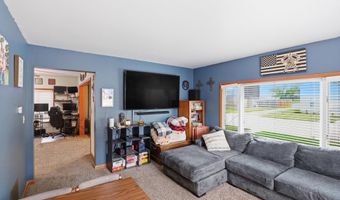 331 W 2nd St, Auburn, IN 46706